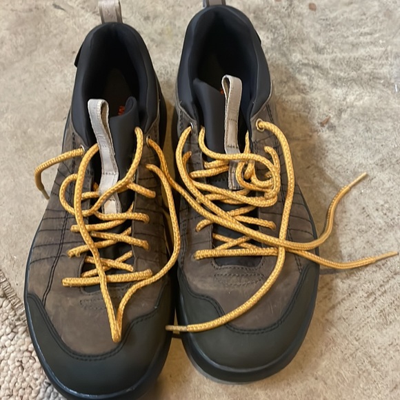 Merrell men’s shoes - Picture 2 of 6